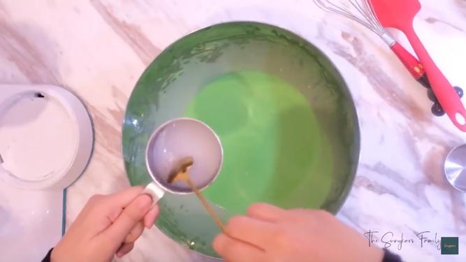 10 Trik Shireen Sungkar bikin martabak manis teflon, empuk & bersarang