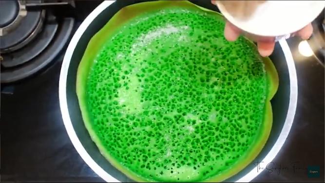 10 Trik Shireen Sungkar bikin martabak manis teflon, empuk & bersarang