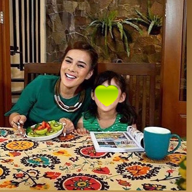 10 Pola makan Astrid Tiar, bikin tubuh fit dan langsing