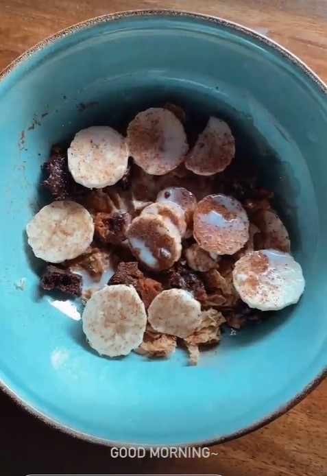 10 Menu sarapan sehat ala Ayudia Bing Slamet, serba masak sendiri