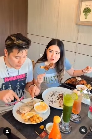 10 Bahan makanan pengganti nasi putih ala Via Vallen, tak bikin gendut