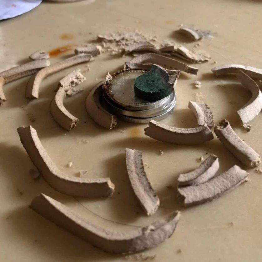 pasang obat nyamuk tapi nyeleneh © berbagai sumber