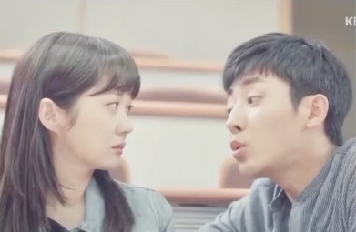 Drama Kisah Cinta Segitiga @Berbagai Sumber Drama Kisah Cinta Segitiga @Berbagai Sumber