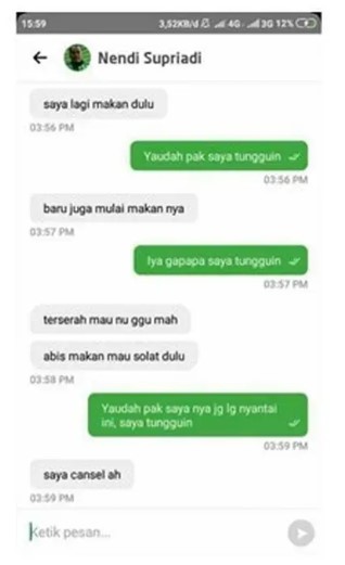Chat lucu driver ojek online kesal ke penumpang © berbagai sumber Chat lucu driver ojek online kesal ke penumpang © berbagai sumber