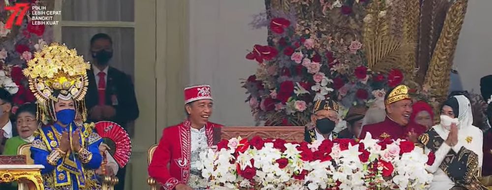 Momen seru Iriana bergoyang lagu Ojo Dibandingke di upacara HUT RI