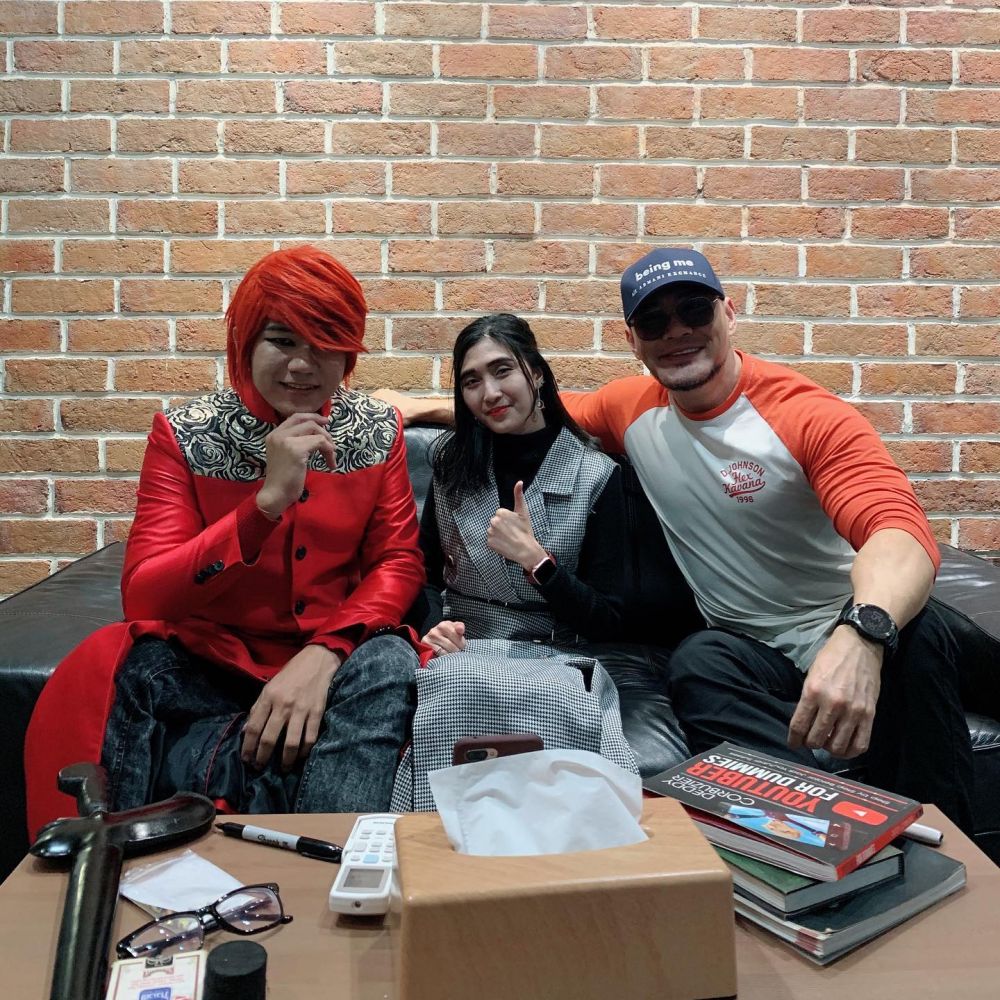 istri pesulap merah © Instagram