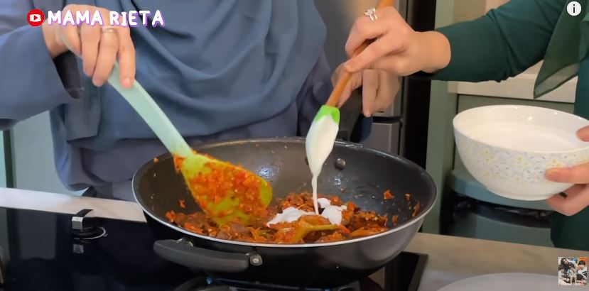 10 Trik Mama Amy bikin semur jengkol, nikmat dan tidak bau