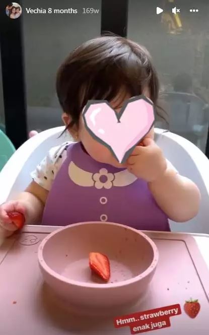 10 Inspirasi camilan MPASI ala 10 seleb, serba tinggi nutrisi