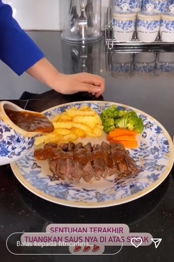 10 Kreasi masakan Fitri Carlina untuk keluarga, lezat dan simpel