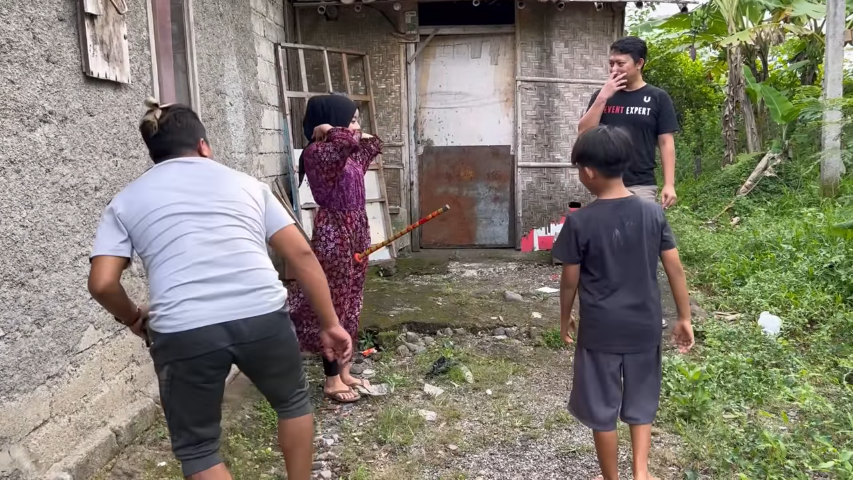 Potret kondisi rumah Farel Prayoga Youtube Potret kondisi rumah Farel Prayoga Youtube