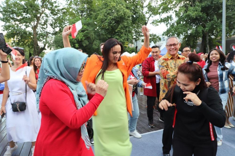 Momen Rara LIDA manggung di Moskow © berbagai sumber