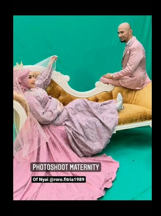 gaya maternity shoot roro fitria © instagram