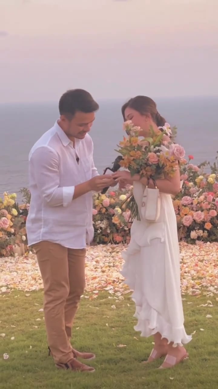 momen jessica mila dilamar kekasih © berbagai sumber momen jessica mila dilamar kekasih © berbagai sumber