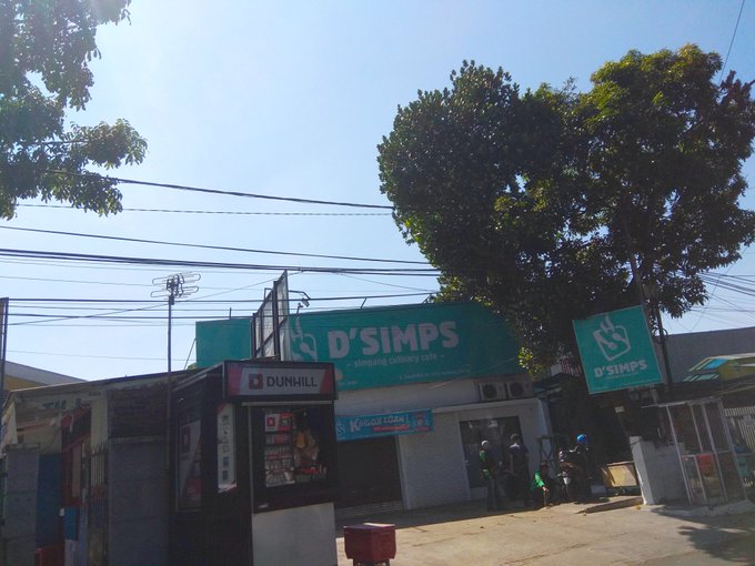 gamers punya warung kocak © berbagai sumber