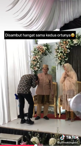 Aksi pria datangi nikahan mantan Tiktok