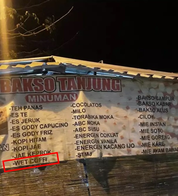 Tulisan typo di menu minuman ini © berbagai sumber