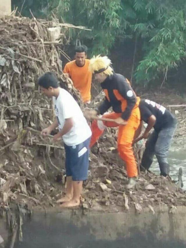 Potret cosplay naruto di tempat umum Berbagai sumber