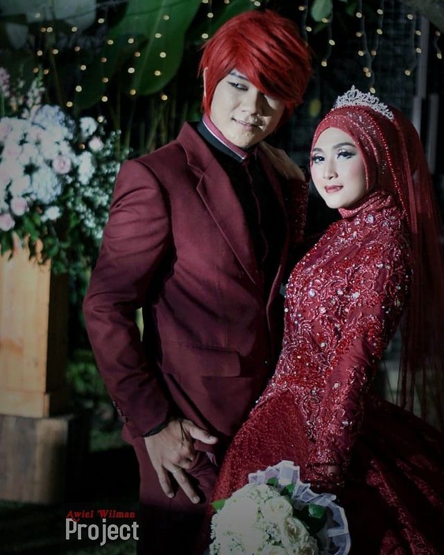 Potret Pesulap Merah bareng istri © berbagai sumber Potret Pesulap Merah bareng istri © berbagai sumber