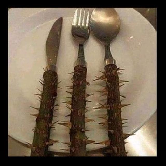 Potret desain sendok dan garpu makan nyeleneh Berbagai sumber