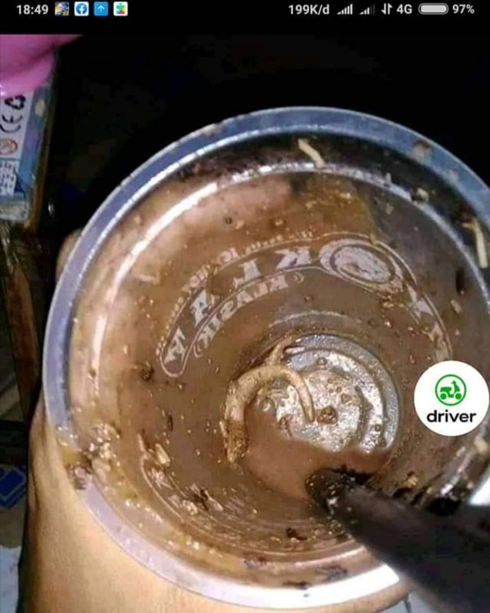 pas lagi minum malah apes banget © berbagai sumber