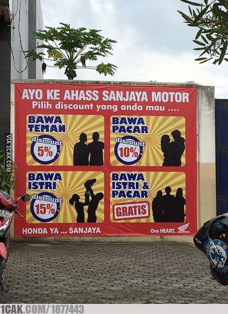 spanduk pakai markerting nyebelin © berbagai sumber