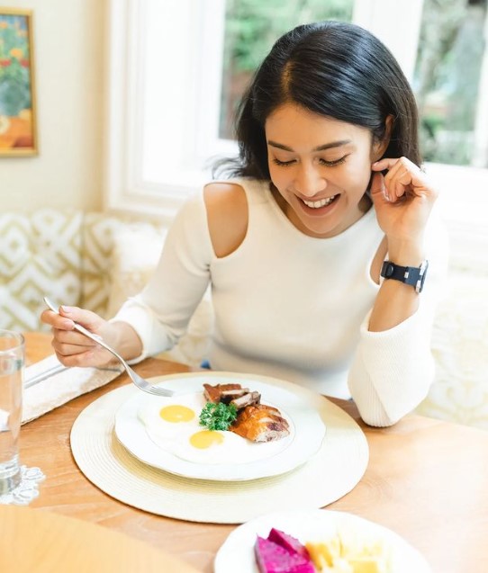 10 Menu makan sehat ala Dian Sastrowardoyo, jaga berat badan ideal