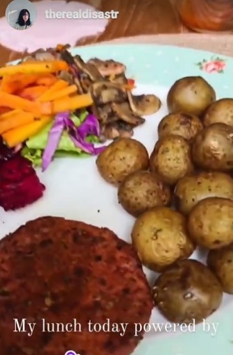 10 Menu makan sehat ala Dian Sastrowardoyo, jaga berat badan ideal