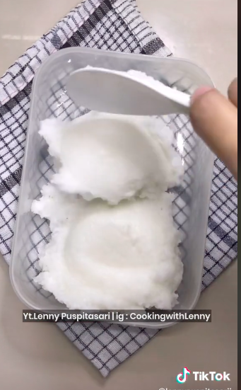 4 Cara bikin lontong pakai rice cooker, nggak keras dan antiribet