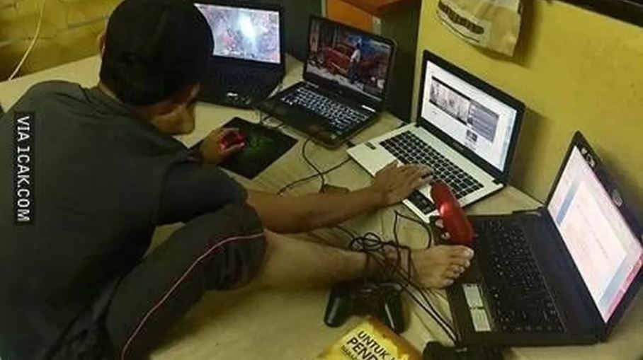 bapak bantu tugas anak nyeleneh © berbagai sumber