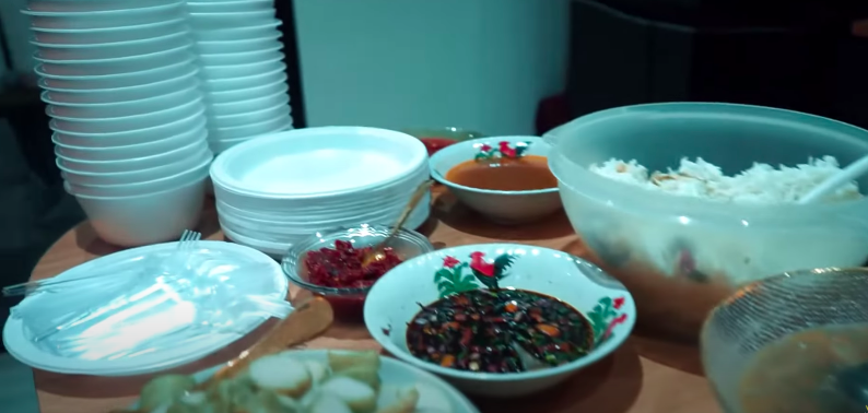 7 Hidangan syukuran rumah baru Verrell Bramasta, simpel khas Nusantara