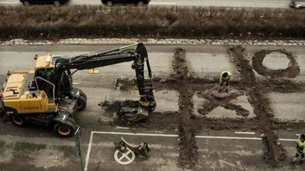 Potret kocak orang bikin jalan Berbagai sumber