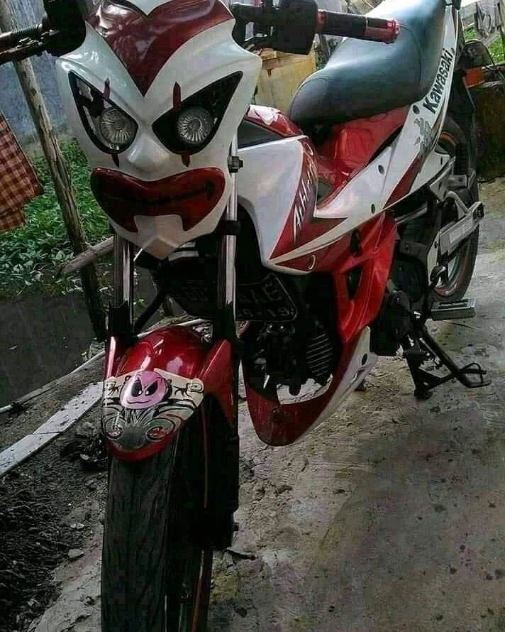 modifikasi lampu motor nyeleneh pol © berbagai sumber