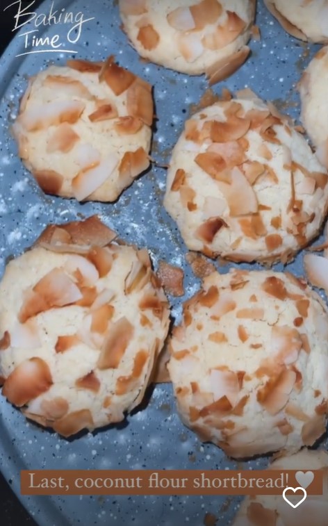 10 Bahan kue ala Natasha Wilona, praktis dan lebih sehat