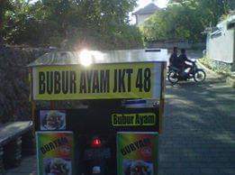 tulisan di gerobak bubur ayam lucu © berbagai sumber