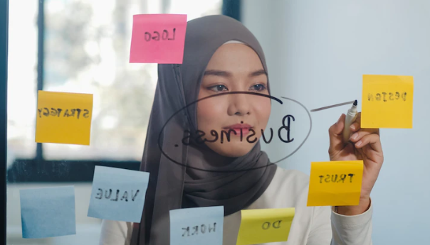 Arti freelance © 2022 berbagai sumber Arti freelance © 2022 berbagai sumber