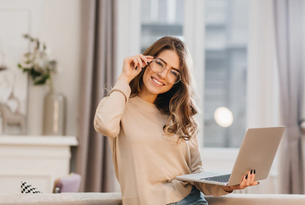 Arti freelance © 2022 berbagai sumber Arti freelance © 2022 berbagai sumber