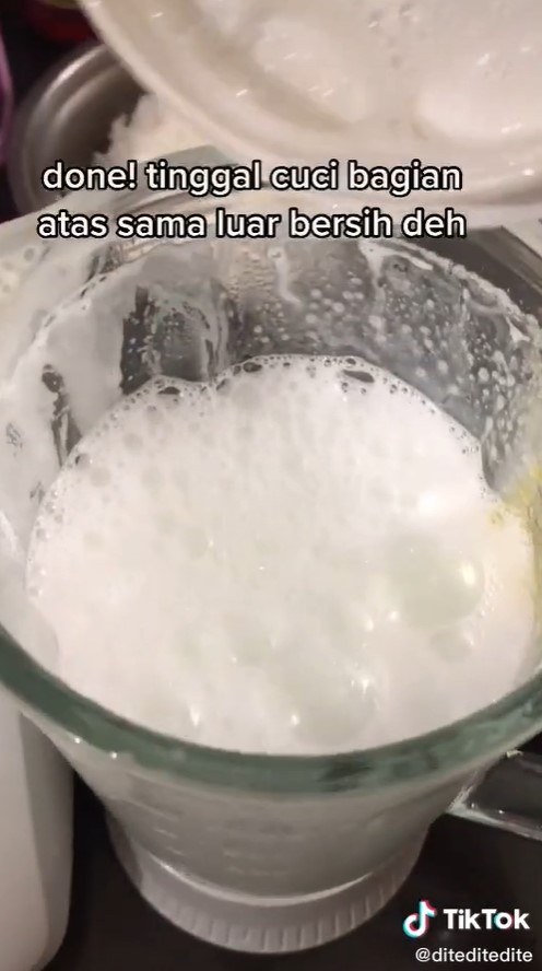 Trik mudah cuci blender berminyak jadi kesat seperti baru