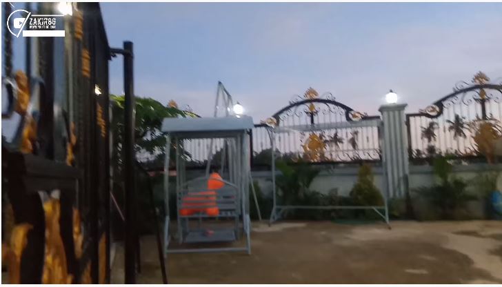 potret rumah tkw malaysia seharga 1,3 miliar © YouTube