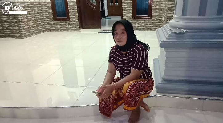 potret rumah tkw malaysia seharga 1,3 miliar © YouTube