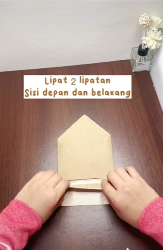 7 Cara melipat kertas minyak untuk bungkus makanan, praktis dan rapi