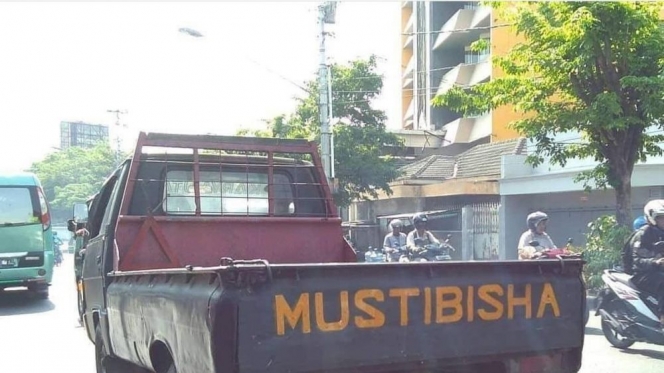 pesan kocak di mobil pick up Berbagai sumber