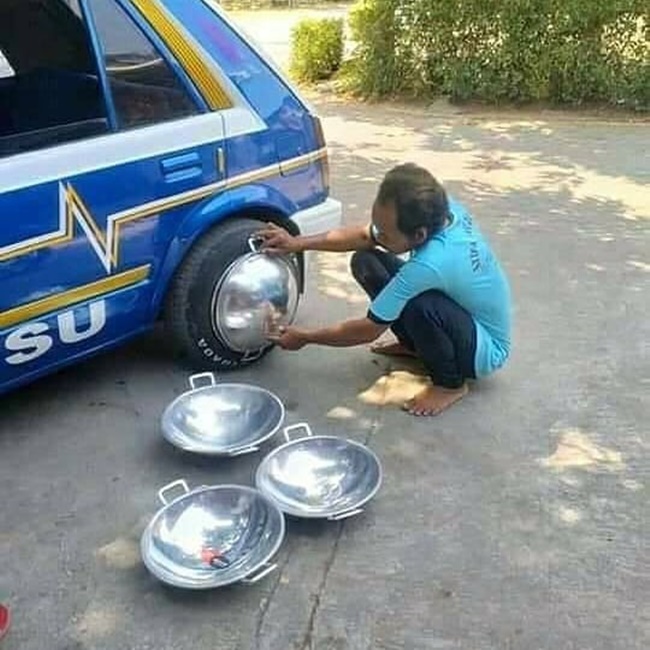 modifikasi ban mobil nyeleneh © berbagai sumber