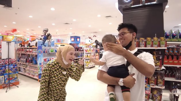 Potret akrab Nathalie Holscher Frans Faisal © berbagai sumber