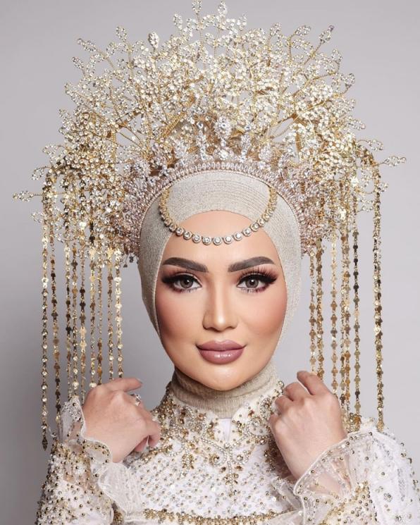 seleb dandan ala pengantin Minang © Instagram