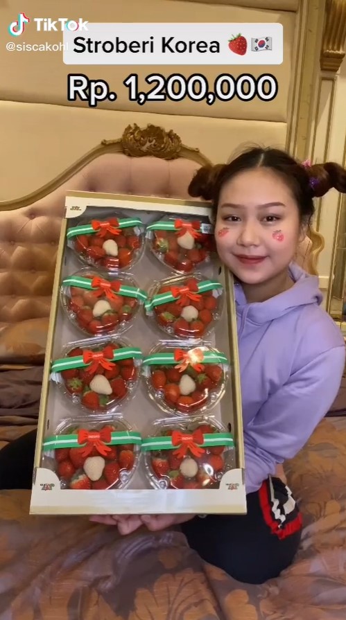 10 Buah dikonsumsi Sisca Kohl ini harganya bikin kantong menjerit