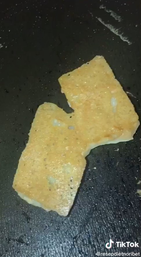5 Cara simpel bikin keripik keju tanpa tepung, enak dan tidak meleleh