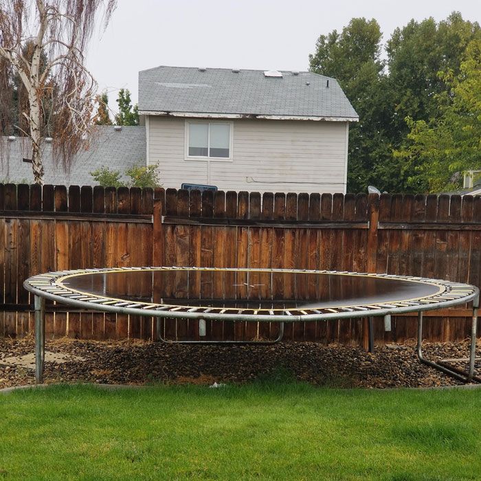 Potret kocak bayangan beda dari benda aslinya Berbagai sumber