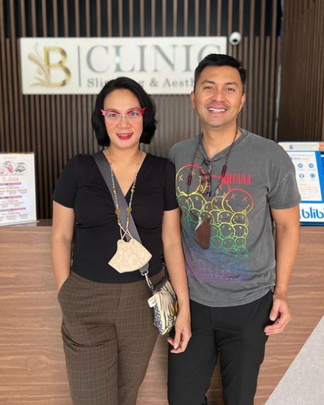 Pasangan pesinetron terlibat cinlok © Instagram Pasangan pesinetron terlibat cinlok © Instagram