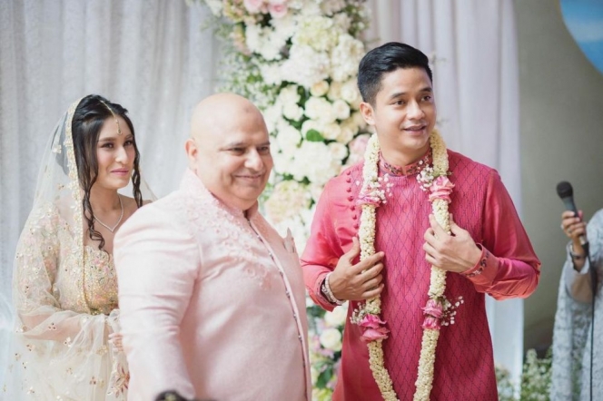 kebersamaan aktor dan ayah mertua © berbagai sumber kebersamaan aktor dan ayah mertua © berbagai sumber