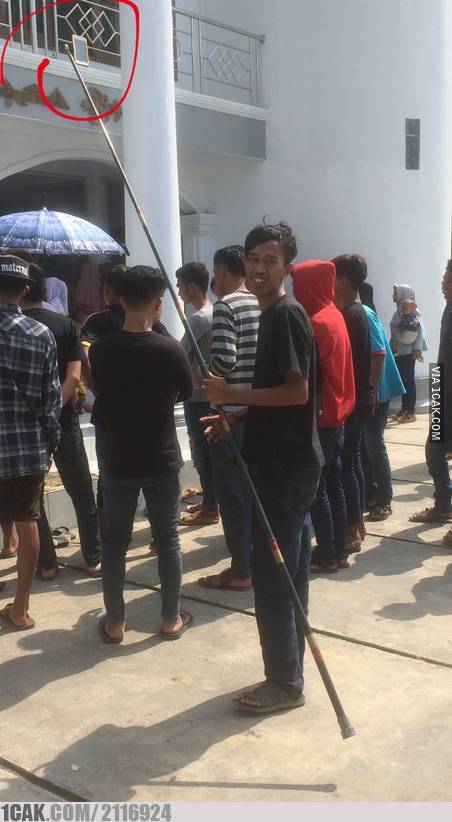 alat bantu foto nyeleneh pol © berbagai sumber